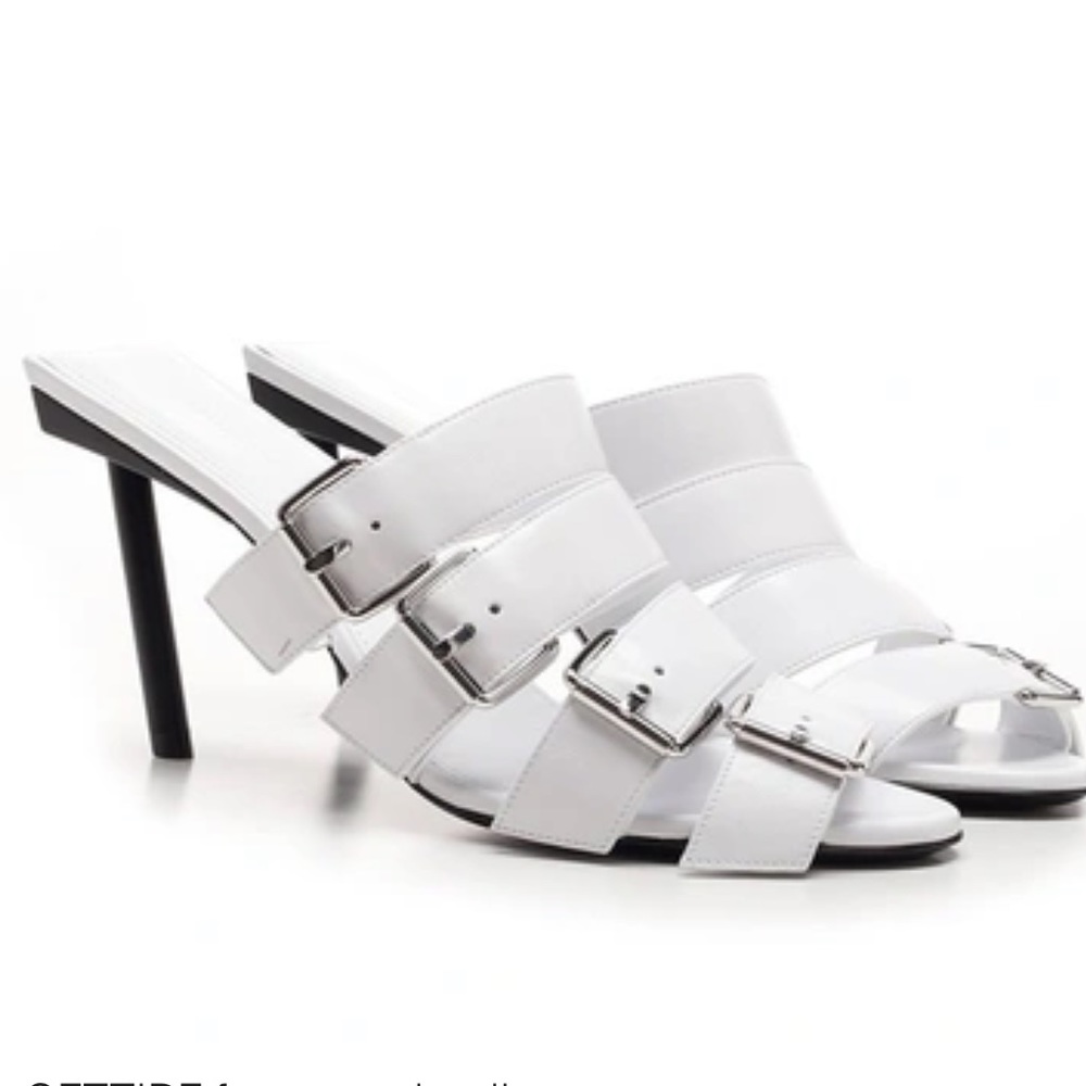 Balenciaga White leather mules 🤍 comes with box and dust bags